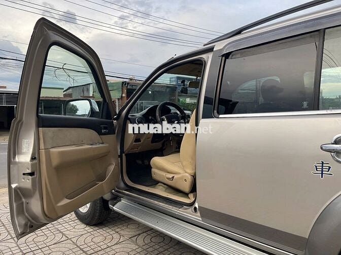 Ford Everest 2008 2.5L 4x2 MT - Máy dầu số sàn