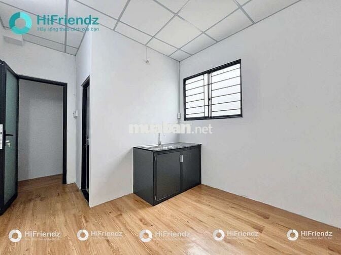 STUDIO BAN CÔNG - CỬA SỔ TRỜI  - NGAY NGÃ TƯ HÀNG XANH
