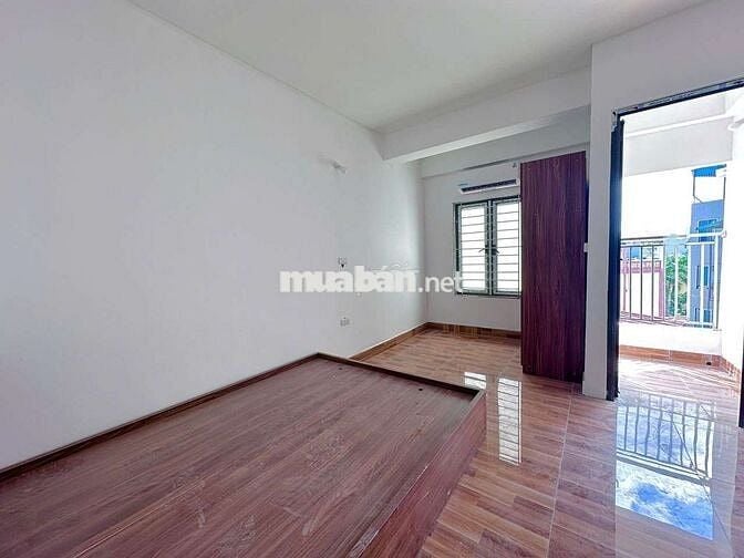 Bóc tem CCMN 30m2 Studio- 1n1k full đồ. Ban công thoáng tại Cầu Diễn