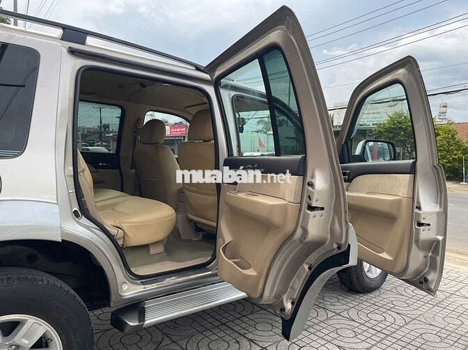Ford Everest 2008 2.5L 4x2 MT - Máy dầu số sàn