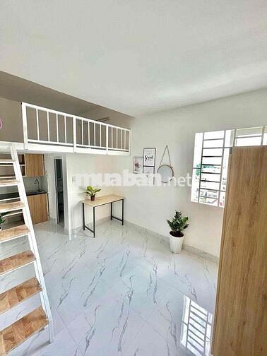 CHO THUÊ PHÒNG RỘNG CÓ GÁC CỬA SỔ TRỜI THÔNG THOÁNG SẠCH SẼ MỚI TOANH