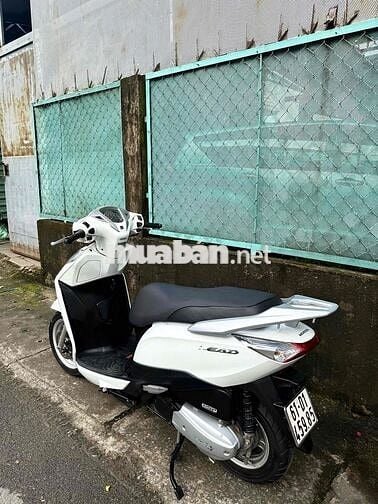cần bán Lead 2014 bs 61 chính chủ máy zin êm e ban