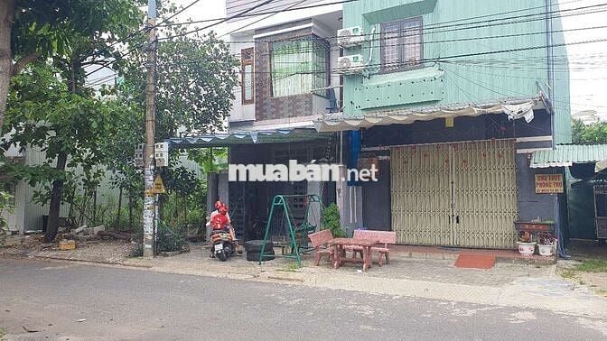Ngang 13m , Ngay trung Tâm làng đaj học , thích hợp xây tòa căn hộ