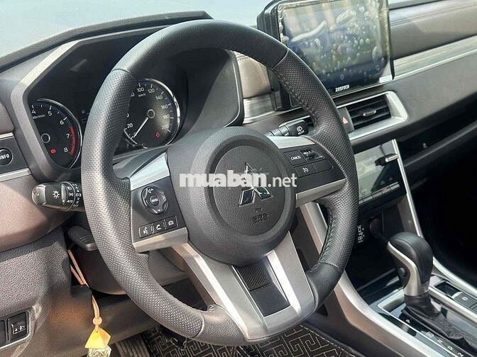 Mitsubishi Xpander 2023 Premium 1.5 AT - 60000 km