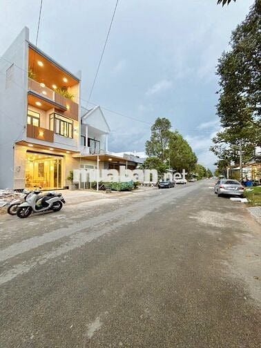 BÁN NHÀ ĐƯỜNG D3 KDC HỒNG LOAN 6A P. CÁI RĂNG TP CẦN THƠ