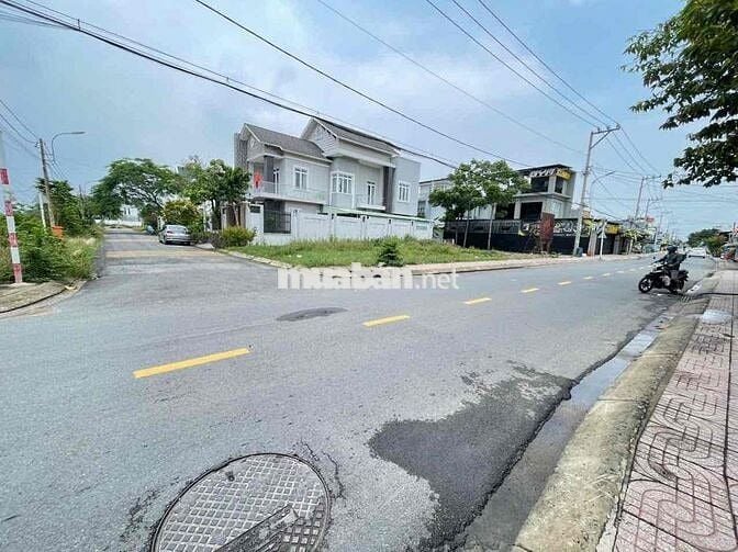 BÁN ĐẤT THỊ TRẤN CỦ CHI 2MẶT TIỀN 216m2