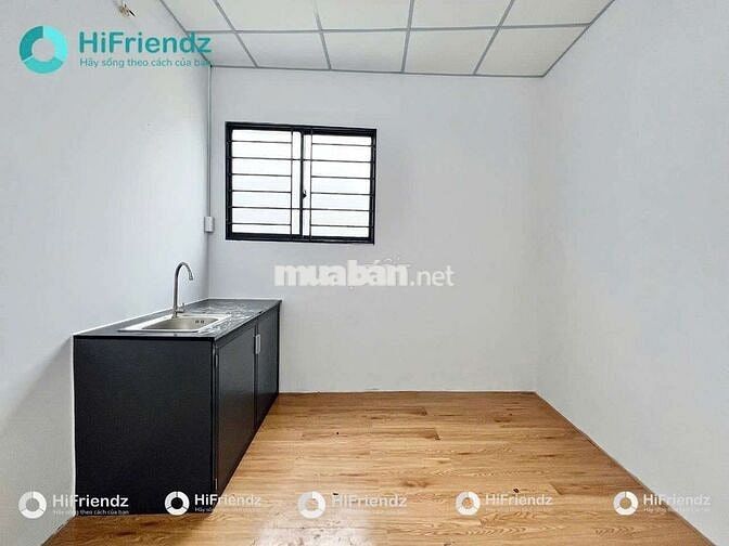 STUDIO BAN CÔNG - CỬA SỔ TRỜI  - NGAY NGÃ TƯ HÀNG XANH