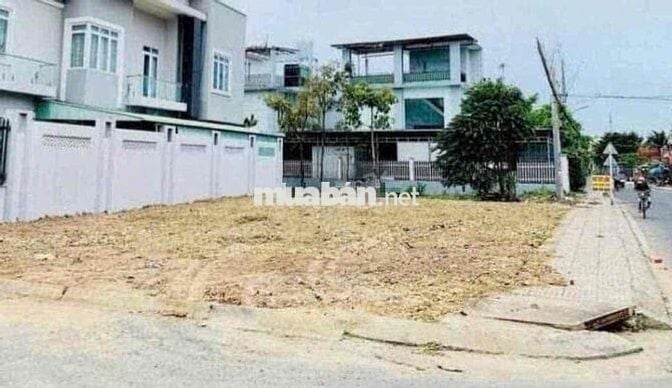 BÁN ĐẤT THỊ TRẤN CỦ CHI 2MẶT TIỀN 216m2