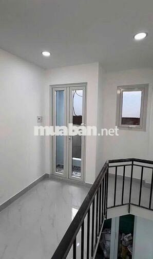 THANH LÝ PHÁT MÃI CĂN NHÀ 12M2 , SHR , GẦN BX QUẬN 8 .