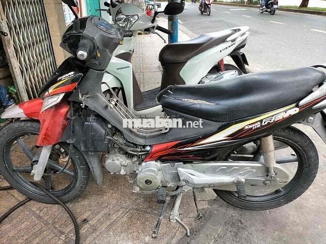 [HCM] Suzuki Revo110 giấy tờ đầy đủ máy êm ngon!