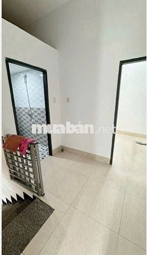 BÁN NHÀ ĐẸP 2 TẦNG TTTP MÊ ĐÚC, CÁCH CẦU HỘ PHƯƠNG SÀI CHỈ 300M