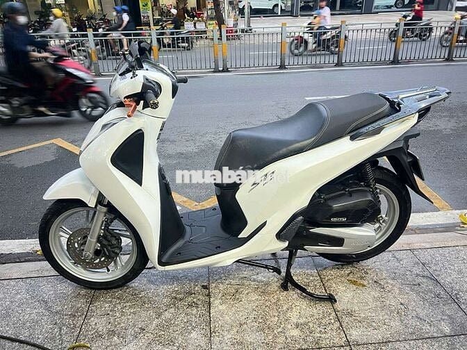 Honda SH150 2018 mới 90% biển số 94