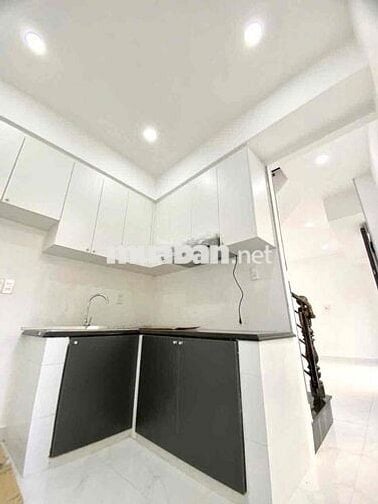 CHO THUÊ NHÀ NGUYÊN CĂN 2PN 3 TOILET KHU VẠN KIẾP - PHAN XÍCH LONG