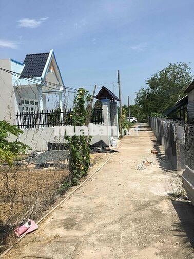 đất thổ 90m2 đường xe hơi lộc trung chíng chủ