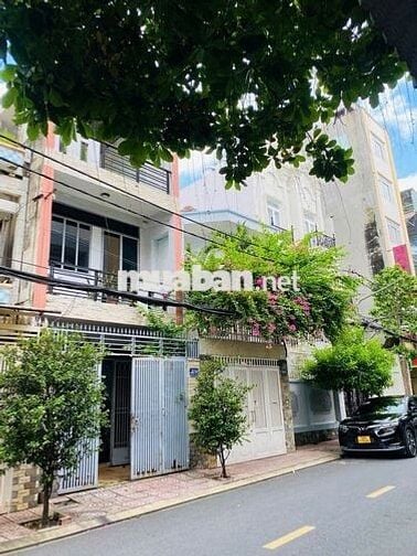 Cần Bán Gấp Nhà Hướng Đông Chính Chủ