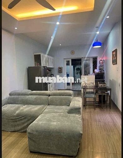 Bán Nhà Hẻm 6m Khu Y Tế Kỹ Thuật Cao 4 tầng 8.5Tỷ 108m2 Bình Tân