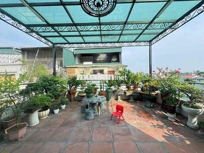 Bán nhà phố Ái Mộ Mặt Ngõ ô tô đỗ cửa Thang máy 39m.6t giá 11.95tỷ.