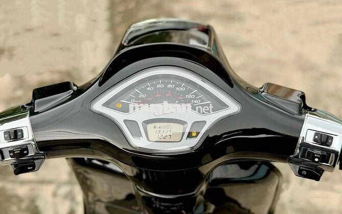 Vespa Sprint 2021 đèn led Bstp 9 chủ