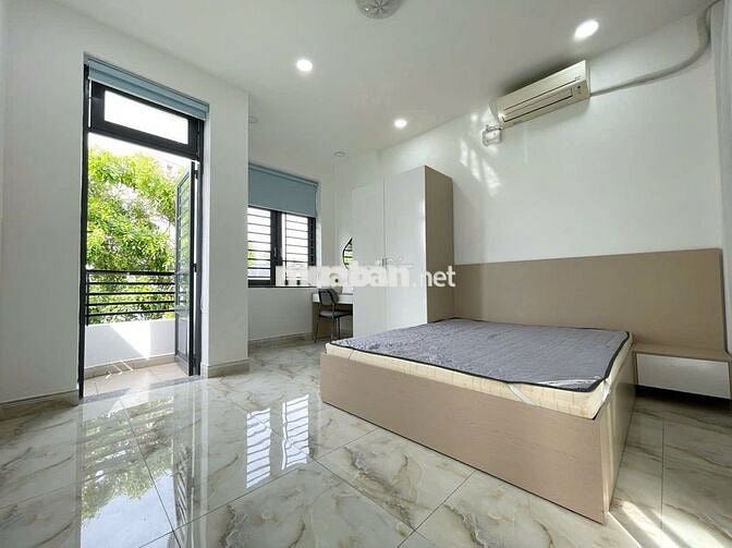 ✅🏡Phòng bancony 40m2 đường Trần Quang Khải gần chợ Tân Định Quận 1