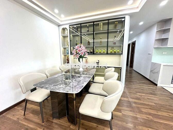 Bán gấp căn Goldmark City. DT 123m gồm 3PN, 2WC. Full nội thất cao cấp