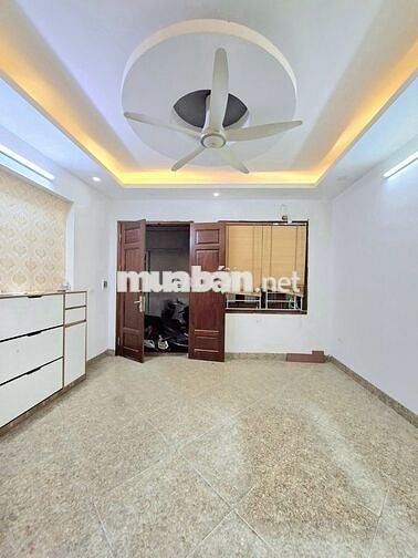 BÁN NHÀ VÕ CHÍ CÔNG GẦN PHỐ - NGÕ RỘNG GẦN 3M THOÁNG SÁNG BÁN NHÀ VÕ CHÍ CÔNG GẦN PHỐ - NGÕ RỘNG GẦN 3M THOÁNG SÁNG