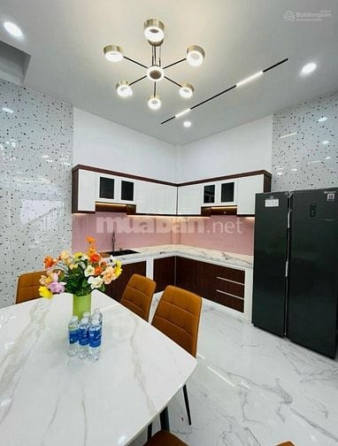 Chỉ 4TỶ650 sở hữu căn nhà Nguyễn Thượng Hiền, BT - 71m2/ 1T2L ST