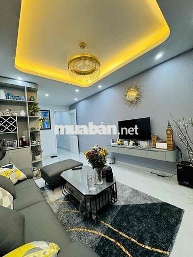 Phạm Ngọc Thạch - 40m2 - Mt 3,5m - oto đỗ cửa - 15tỷ