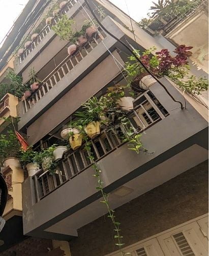 Bán gấp  nhà Cầu giấy, HQV, 52m2 ngõ ô tô, phân lô, giá nhỉnh 14 tỷ