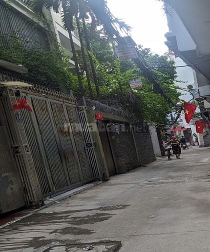 Bán gấp  nhà Cầu giấy, HQV, 52m2 ngõ ô tô, phân lô, giá nhỉnh 14 tỷ