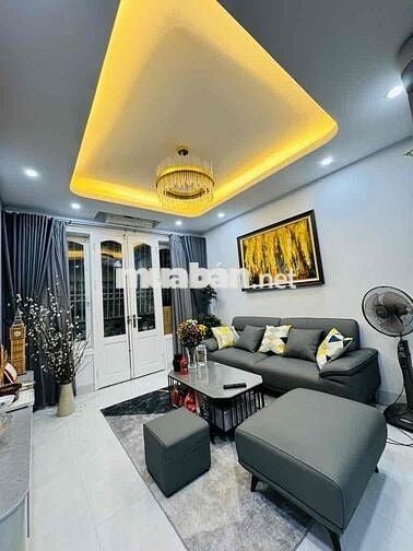 Phạm Ngọc Thạch - 40m2 - Mt 3,5m - oto đỗ cửa - 15tỷ
