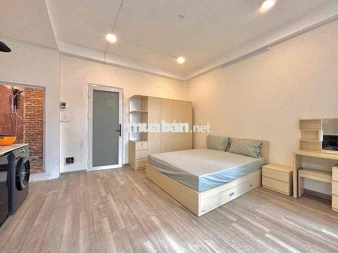 CHO THUÊ CÁN HỘ BAN CÔNG FULL NỘI THẤT ĐẸP LÀM AIRBNB THOẢI MÁI QUẬN 1