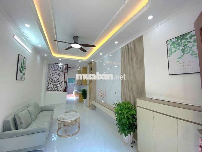Bán nhà lô góc 5 tầng 40m² Bát Khối,Long Biên Ôtô đỗ cửa full nội thất