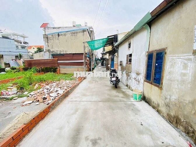 Đất thạnh lộc 19, ngã tư Ga , chợ Cầu Đông
