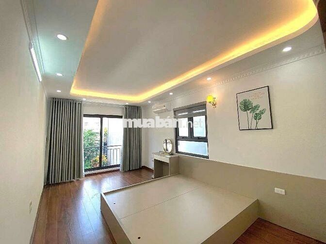 Bán nhà lô góc 5 tầng 40m² Bát Khối,Long Biên Ôtô đỗ cửa full nội thất