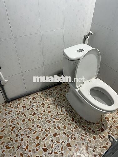 Nhà kế bệnh viện hạnh phuc long xuyen an giang