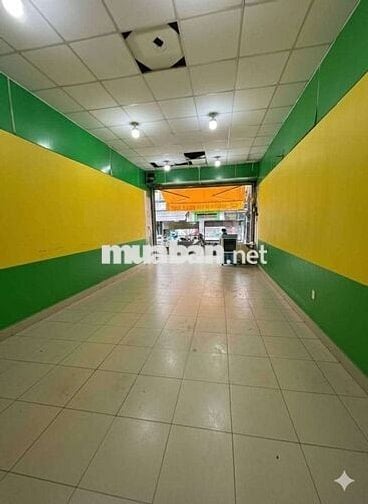 Mặt tiền 135m2 trống suốt  lê đức thọ thích hợp Kd đa ngành nghề.