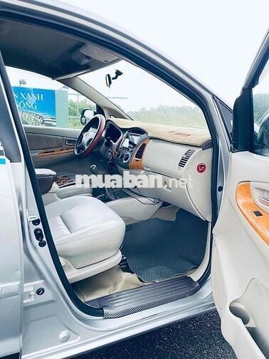 Toyota Innova 2009 G - 216338 km xe gia đình