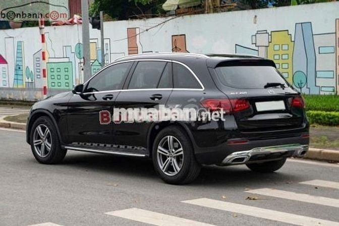 Mercedes Benz GLC 200 2022