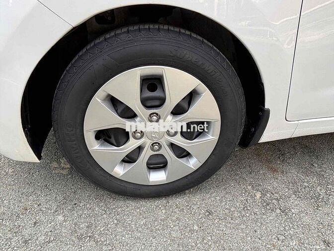 Hyundai Grand i10 2019 1.2 BASE - 92000 km