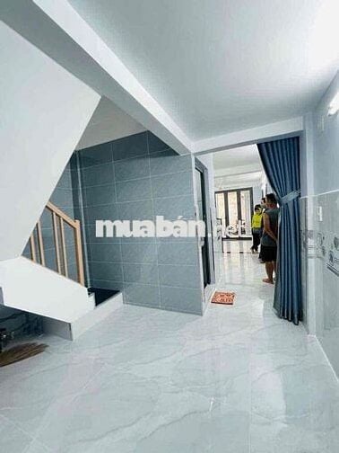 cho thuê nhà nguyên căn đường Hưng Phú nhà mới zo ở liền