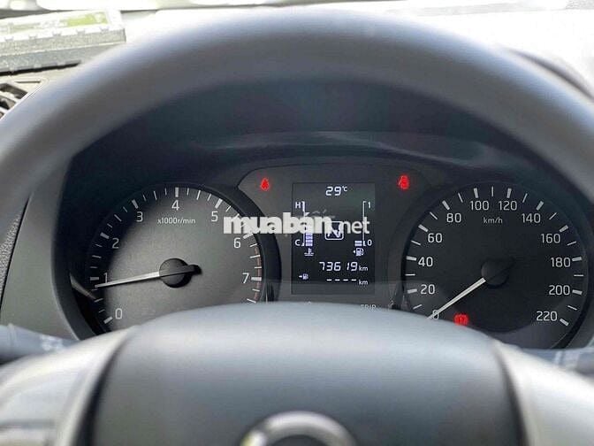 Nissan X Terra 2019 2.5L 4x2 MT - 73000 km