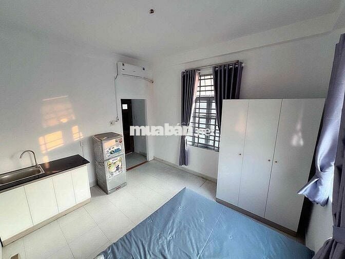 SIÊU PHẨM STUDIO BAN CÔNG FULL NỘI THẤT THOÁNG MÁT PHÙ HỢP Ở 1-3 NGƯƠI