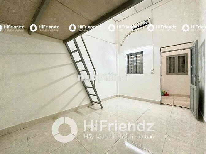 DUPLEX SẴN MÁY LẠNH GÁC CAO ĐỨNG ĐƯỢC - NHẬN XE ĐIỆN - GẦN ĐẦM SEN