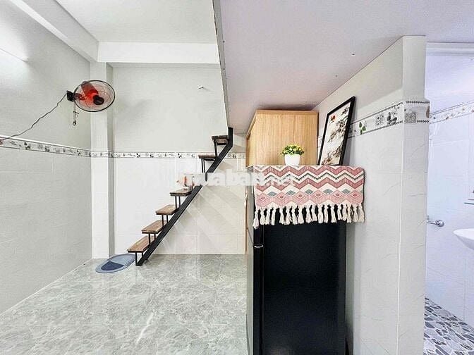 CHO THUÊ DUPLEX RỘNG 30M2 - FULL NỘI THẤT - CÁCH VLU IUH 5 PHÚT