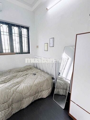 PASS PHÒNG - 52M2 - LẠC LONG QUÂN Q.11 - FULL NỘI THẤT - THANG MÁY