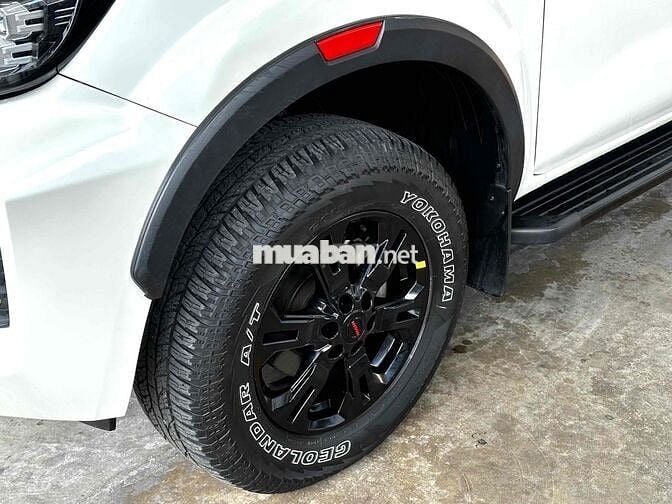 Nissan Navara 2022 Pro-4X 2.3 AT 4WD - 21000 km
