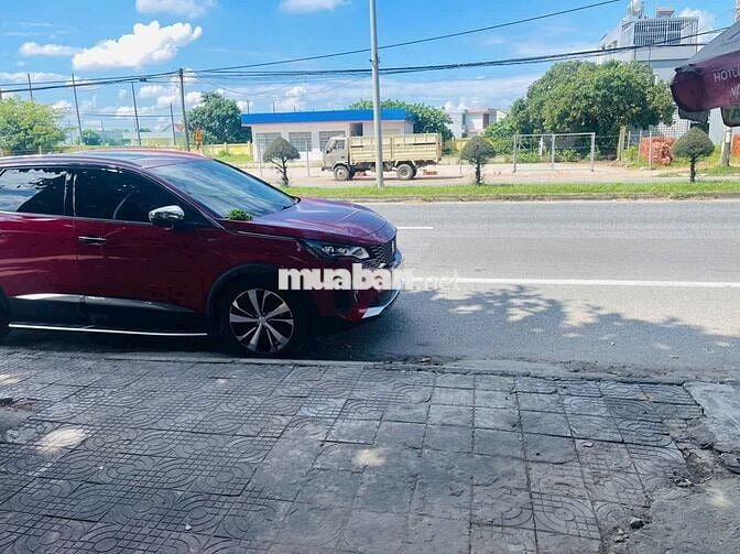 Đất cách QL vài bước chân, p Hoà Xuân,, gần trạm y tế, các trường học
