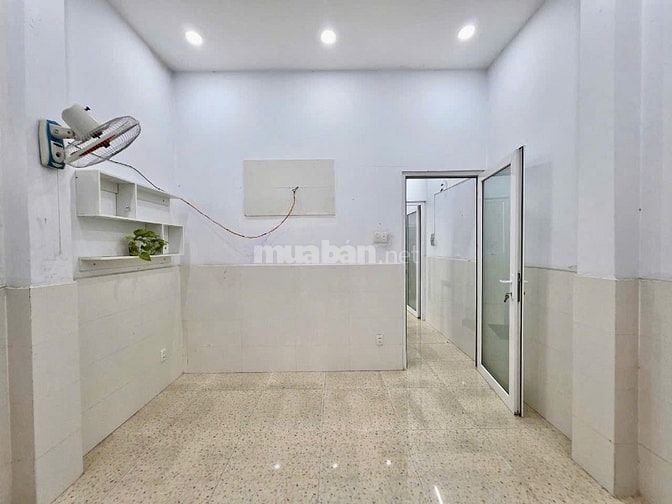 ✅Nhà 3 tầng vào ở ngay, mua mau kẻo lỡ