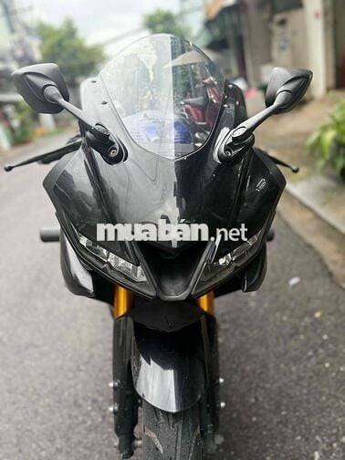 yamaha R15 V.3
