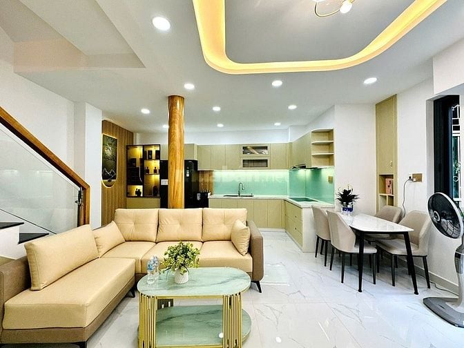 VỊ TRÍ ĐẮC ĐỊA, SAU LƯNG MT 1 CĂN, CÁCH MT ĐƯỜNG LÊ VĂN SỸ ĐÚNG 10M